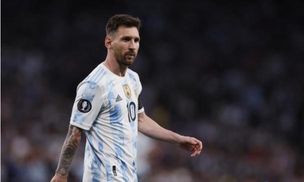 “全球Robotaxi第一股”小马智行登陆港交所开盘破发，总市值525亿港元